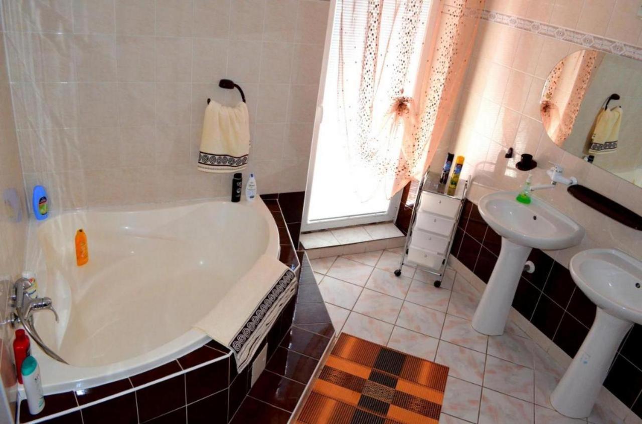 Chalupa Riviera A Apartmany Riviera - Liptov Besenova Ружомберок Экстерьер фото