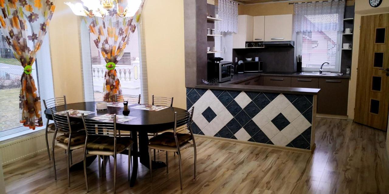 Chalupa Riviera A Apartmany Riviera - Liptov Besenova Ружомберок Экстерьер фото